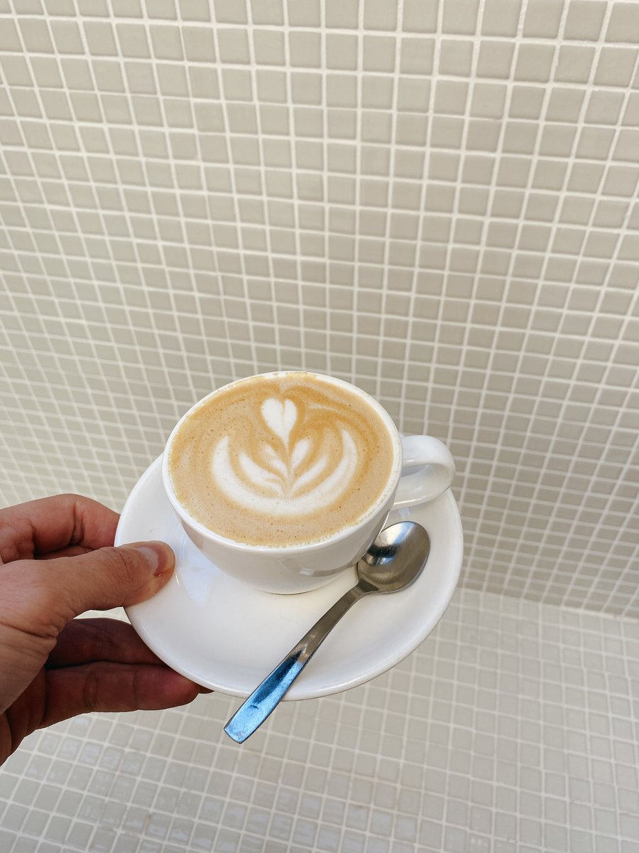 De Bacan, una de mis cafeterías de especialidad favoritas de Palma. <a href="/Cafeymas/">Cafeymas</a> <a href="/EuroCoffeeTrip/">European Coffee Trip</a>