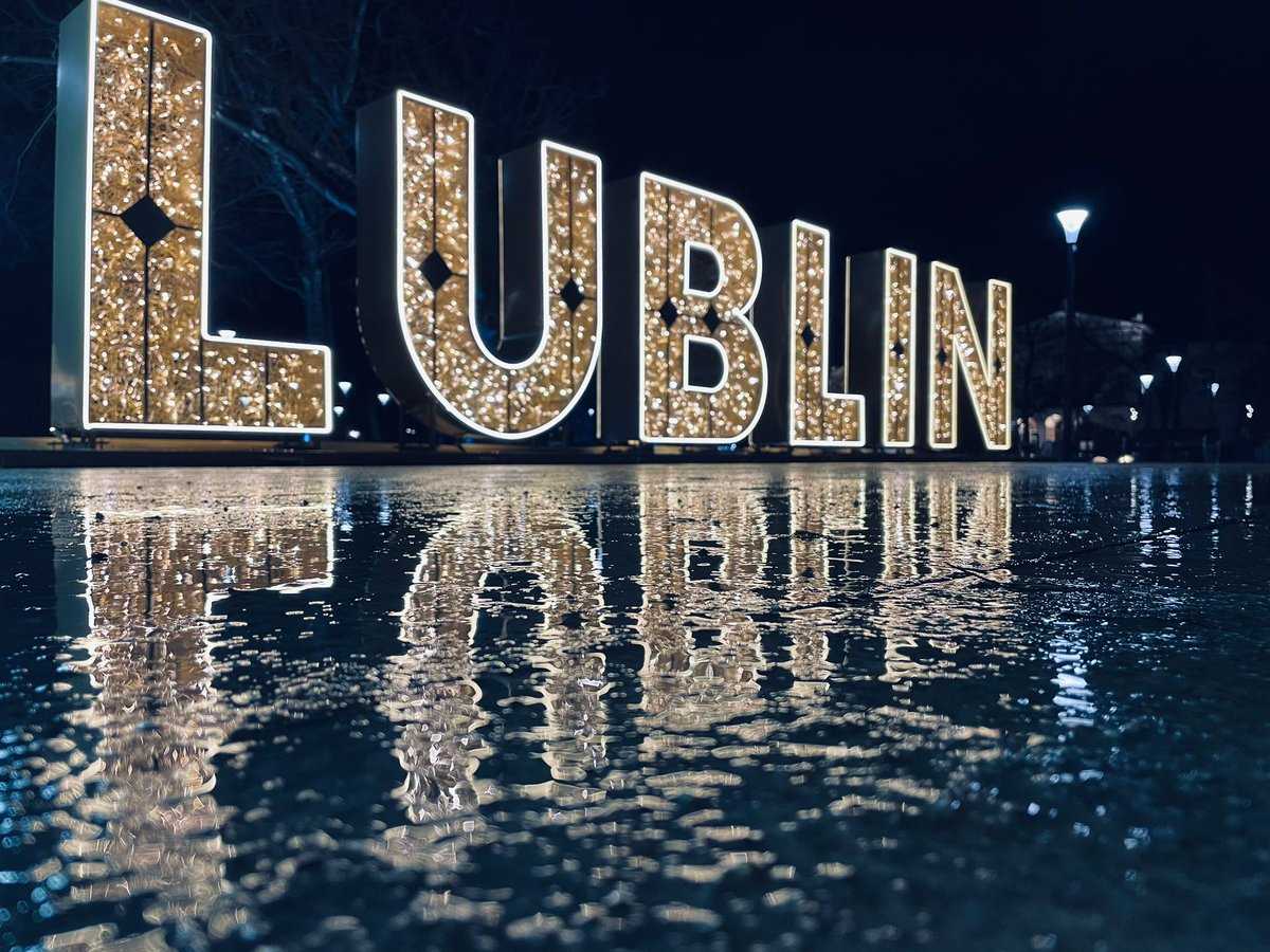 #Lublin wieczorową porą też błyszczy✨️✨️✨️ #MiastoLublin #ilovelbn #LublinMiastoInspiracji