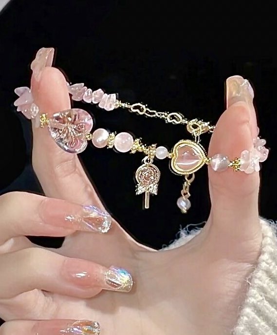 300moods's tweet photo. candy bracelet 💖🍭 https://t.co/NFRPdMH5KP