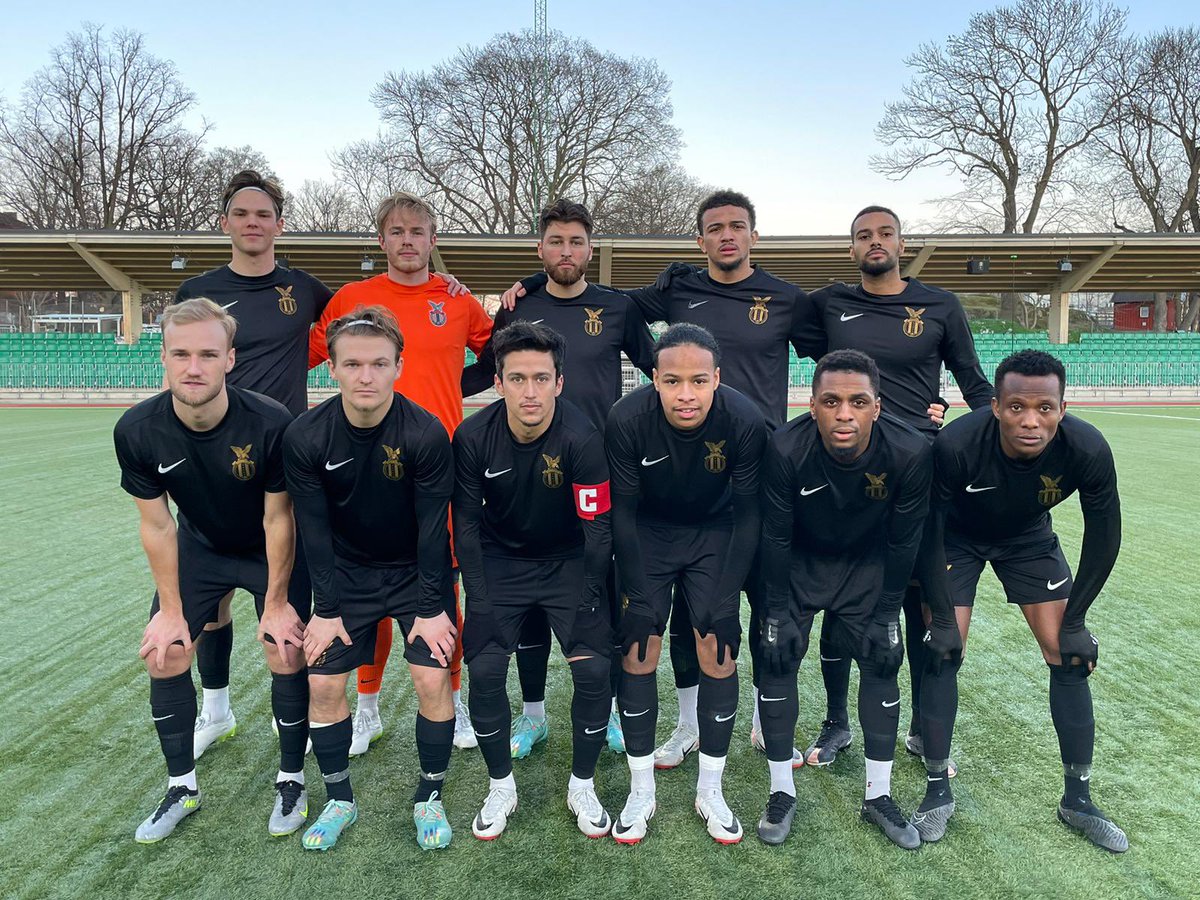 FC Stockholm vinner dagens trÀningmatch mot IK Sleipner med 3-0. Noterbart frÄn dagens match Àr att 15-Ärige Diego Saavedra fick debutera i a-laget. NÀsta match spelas den 10 februari kl. 16:00 mot FC Stockholm vinner dagens trÀningmatch mot IK Sleipner med 3-0. Noterbart frÄn dagens match Àr att 15-Ärige Diego Saavedra fick debutera i a-laget. NÀsta match spelas den 10 februari kl. 16:00 mot