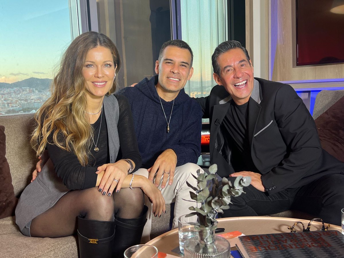 Ya estamos en el mes del AMOR  ❤️ y es por eso que mañana los esperamos en una entrevista ÚNICA y por PRIMERA VEZ EN PAREJA con <a href="/RafaMarquezMX/">Rafa Marquez</a> y <a href="/Jaydy_Michel/">Jaydy Michel</a> 🙌🏻✨ 
🔔 youtube.com/subscription_c…