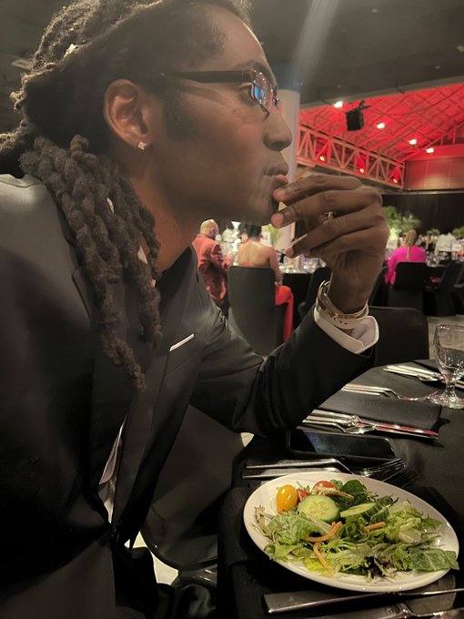 I&rsquo;m sophisticated, im freaky and im bless. https://t.co/eqIYNCilET