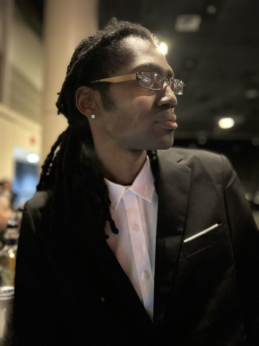 I&rsquo;m sophisticated, im freaky and im bless. https://t.co/eqIYNCilET