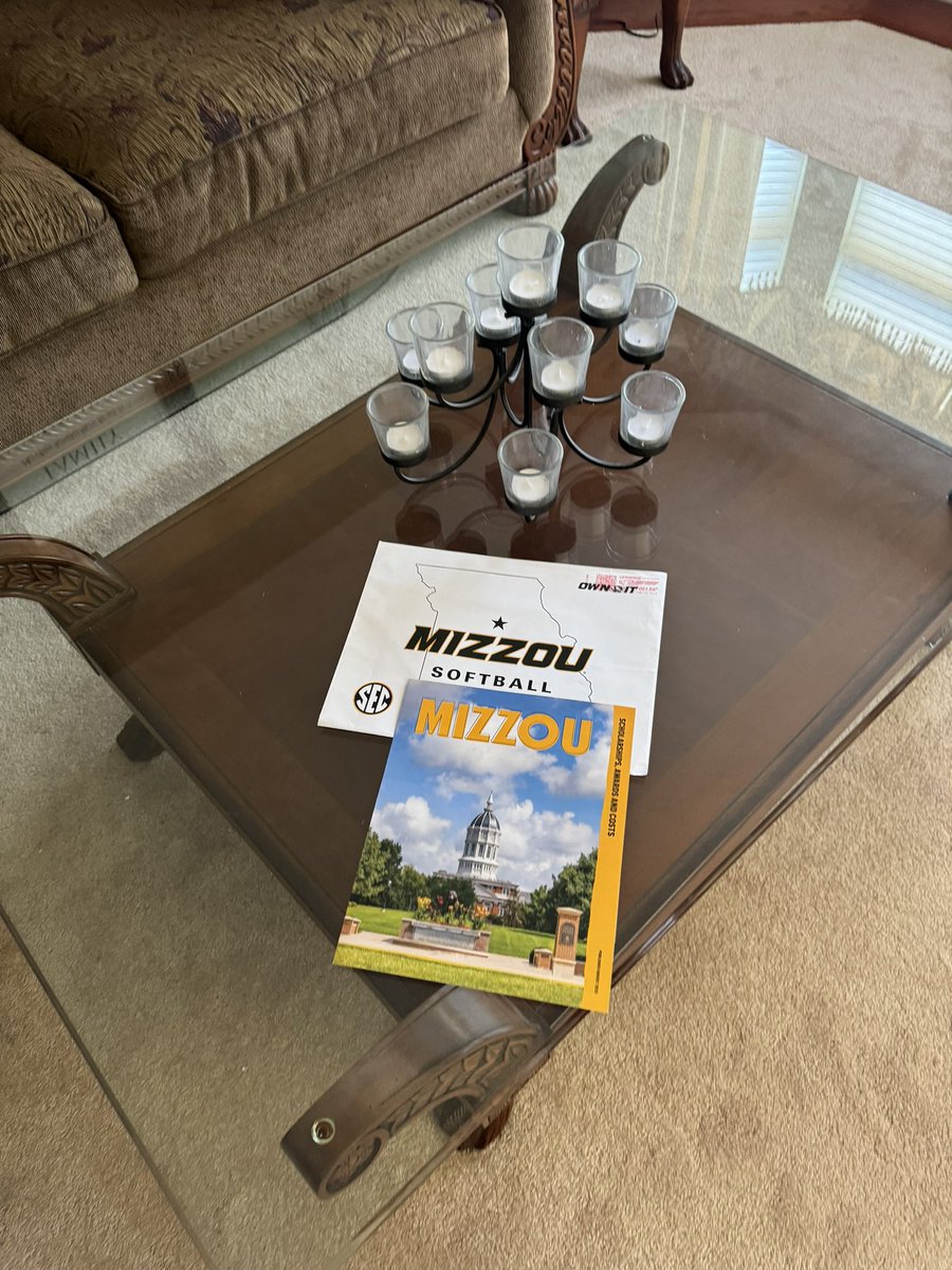 Excited to receive ✉️from @MizzouSoftball Loved my time at camp and am always grateful to learn more about this amazing University. #Ownit #MIZ 🐯🥎@CoachLarissaA @coachMarino11 @J_Cottrill_ @jacobsen_molly @livforshey @MizzouSBCamps @Intensity16uBOD @intensitykod…