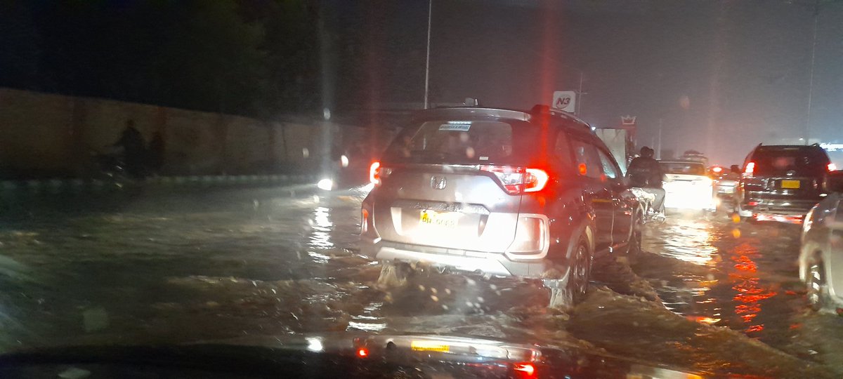 fawadm92's tweet photo. @murtazawahab1 Brother go to Sharh-e-Faisal, Korango Road near Qayumabad. You can clearly see how incompetent and corrupt your government is https://t.co/e4WtONnI0A