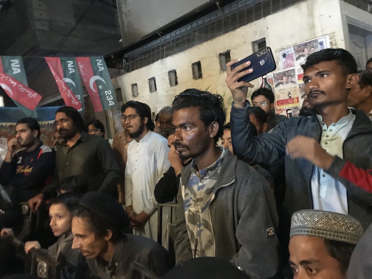 RanaAsad51's tweet photo. این اے 234 کورنگی فہیم خان بھائ کورنر میٹنگ میں خطاب 
انتخابی نشان بوتل 
ووٹ  عمران  خان کا https://t.co/4mATNFD6eU