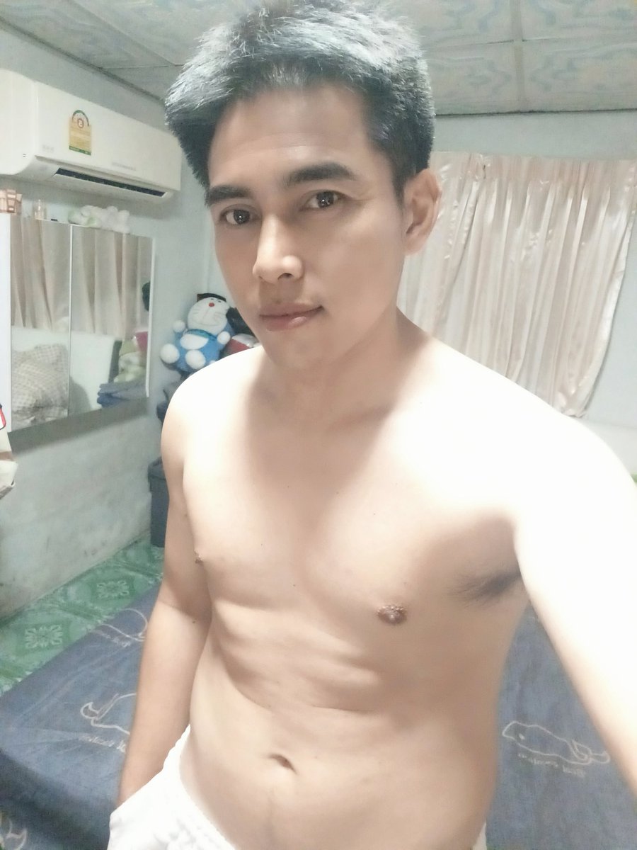 sxn_tn's tweet photo. ขอนอนละนะ...รู้สึกเหมือนว่าบ้านหมุนได้ละตอนนี้ https://t.co/pRQ2WgsXhs
