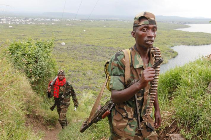 mediacongo's tweet photo. Guerre à l'#Est de la #RDC : Avec l’appui des #RDF, les terroristes du #M23 se sont emparés collines de #Muremure et #Ngingwe qui surplombent les villages Shasha, Kirotshe et Bweremana, près de la cité de #Sake, dans le territoire de #Masisi
https://t.co/9zyP0Eg1uk https://t.co/QuFvqdwOc3