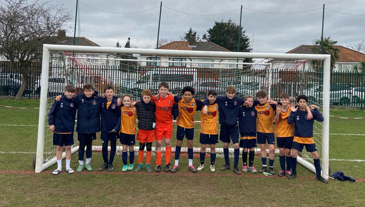 Congratulations to our U12s, who have made it to the London County Cup final today after defeating Welling 4-0 👏 

#OneSlough