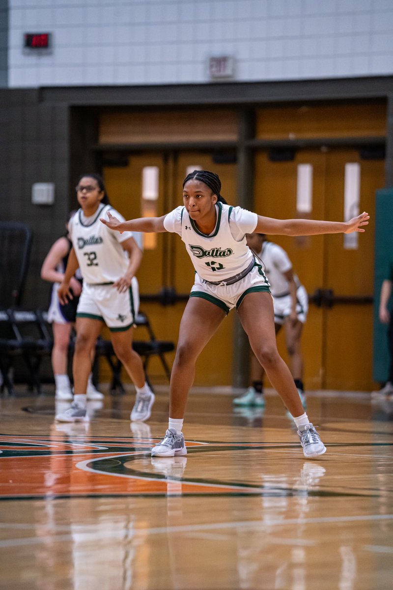 UTDALLAS_WBB's tweet photo. First half flicks 📸 https://t.co/vYPIB7ZJ5z