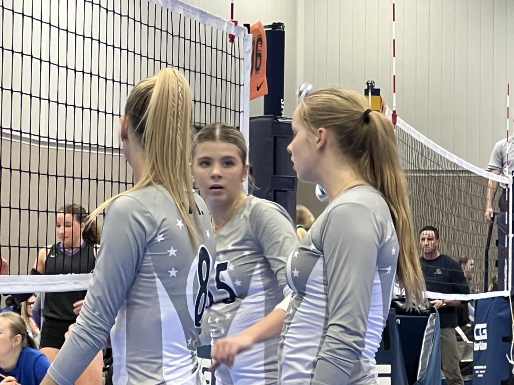 Chris Fitzgerald (@prepdigchris) on Twitter photo The Mallory Matheny to Layla Hoying connection is pretty lethal for <a href="/MintonetteSport/">Mintonette Sports</a>
The tempo this team runs is just different. The Mallory Matheny to Layla Hoying connection is pretty lethal for <a href="/MintonetteSport/">Mintonette Sports</a>
The tempo this team runs is just different.