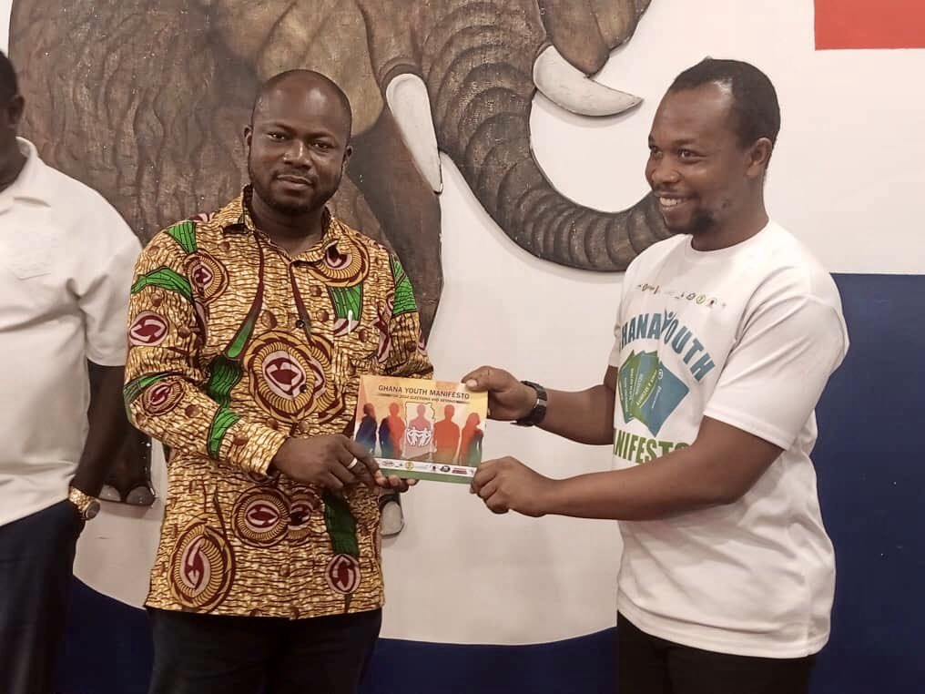 The #GYM core team and partners presented copies of the Ghana Youth Manifesto to @nppghanahq @NPP4All urging them to consider their recommendations on youth issues in the development of their Manifesto ahead of #Election2024. It was indeed an insightful meeting