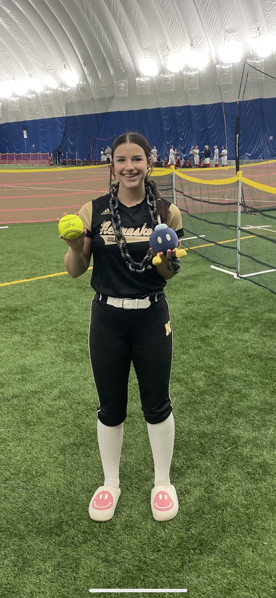 309Gold's tweet photo. Friday night bombs!  @MakenzyMoran #Linda #nebraskagold #gold309 #goldDNA https://t.co/185GwLETBI