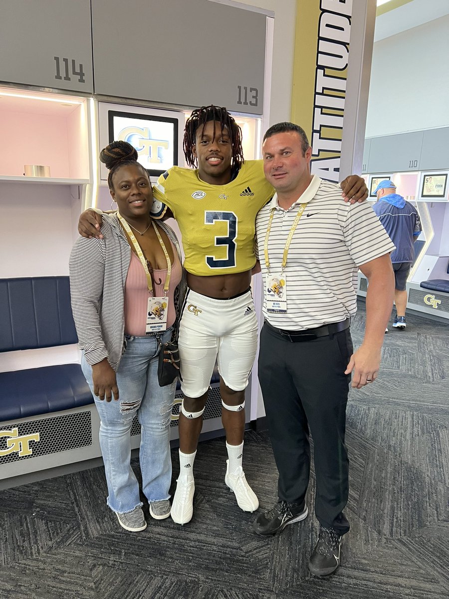 Thank you @coach_norv for an amazing visit today. I got an in-depth look and feel of what it feels like to play for @GeorgiaTechFB. I am looking forward to attending Spring practice. #Ramblinwreck #Sandpaper @MrTNT21 @kezmccorvey @yates55_2009 @causey_tom