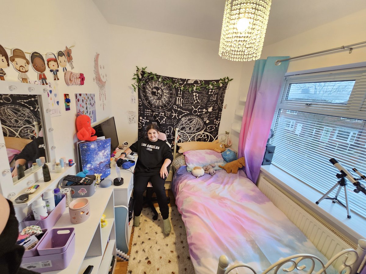 cdickens1983's tweet photo. Bedroom complete Olivia is so happy 😊 https://t.co/qKeXrtklgK