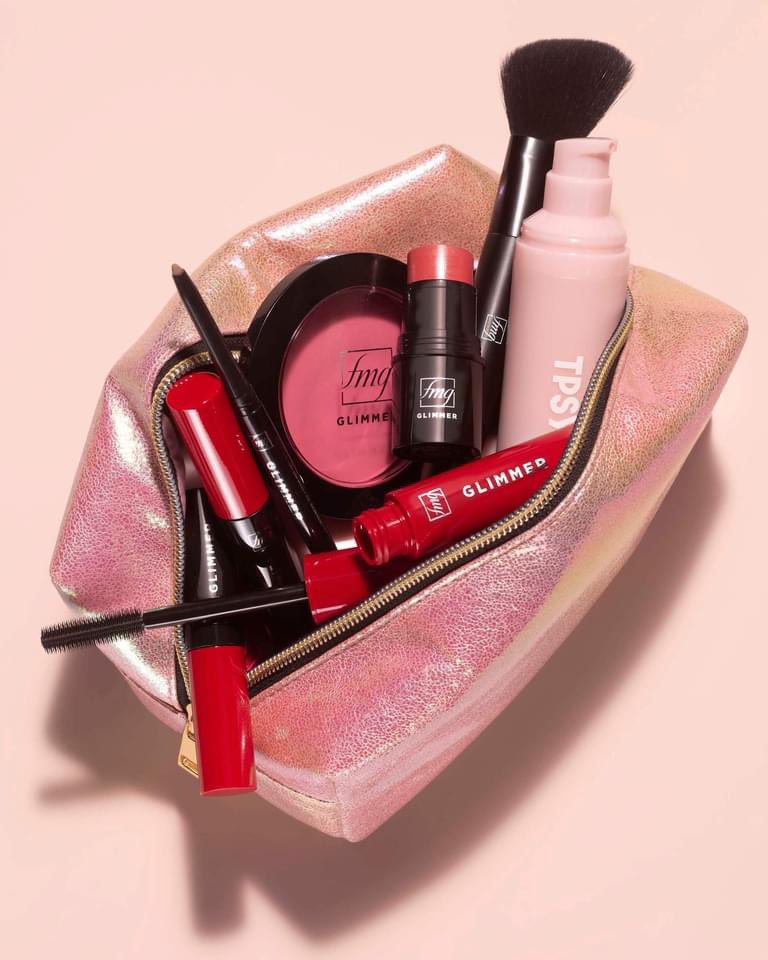 lenacosmetics33's tweet image. Looking for Valentines Day Gift ideas for the beauty lover in your life? ❤️ bit.ly/3vv5AD2

Shop our Valentines Day Shop on our website for all of your V-Day needs! 

#vday #vdaygiftguide #beautygift #avoninsider