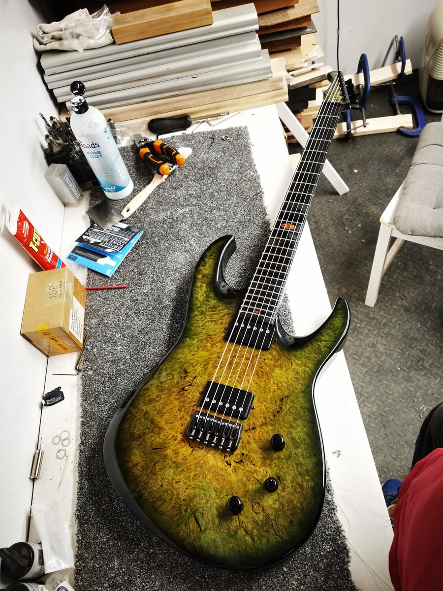 LT Custom Guitars tweet media