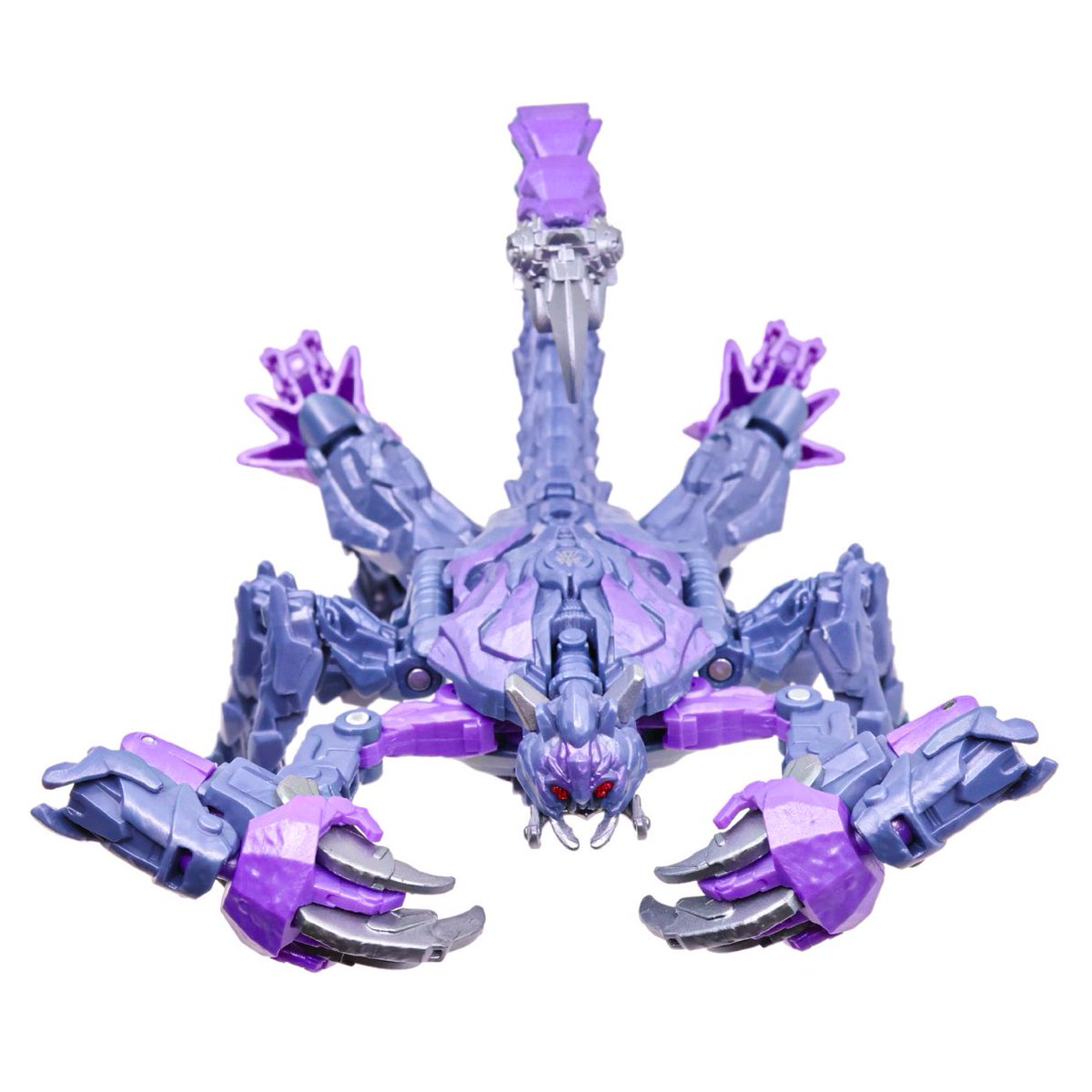 Truly a face only a Predacon Mom could love! 

Are you going to be picking up Studio Series Scorponok?

#Transformers #RiseoftheBeasts #StudioSeries