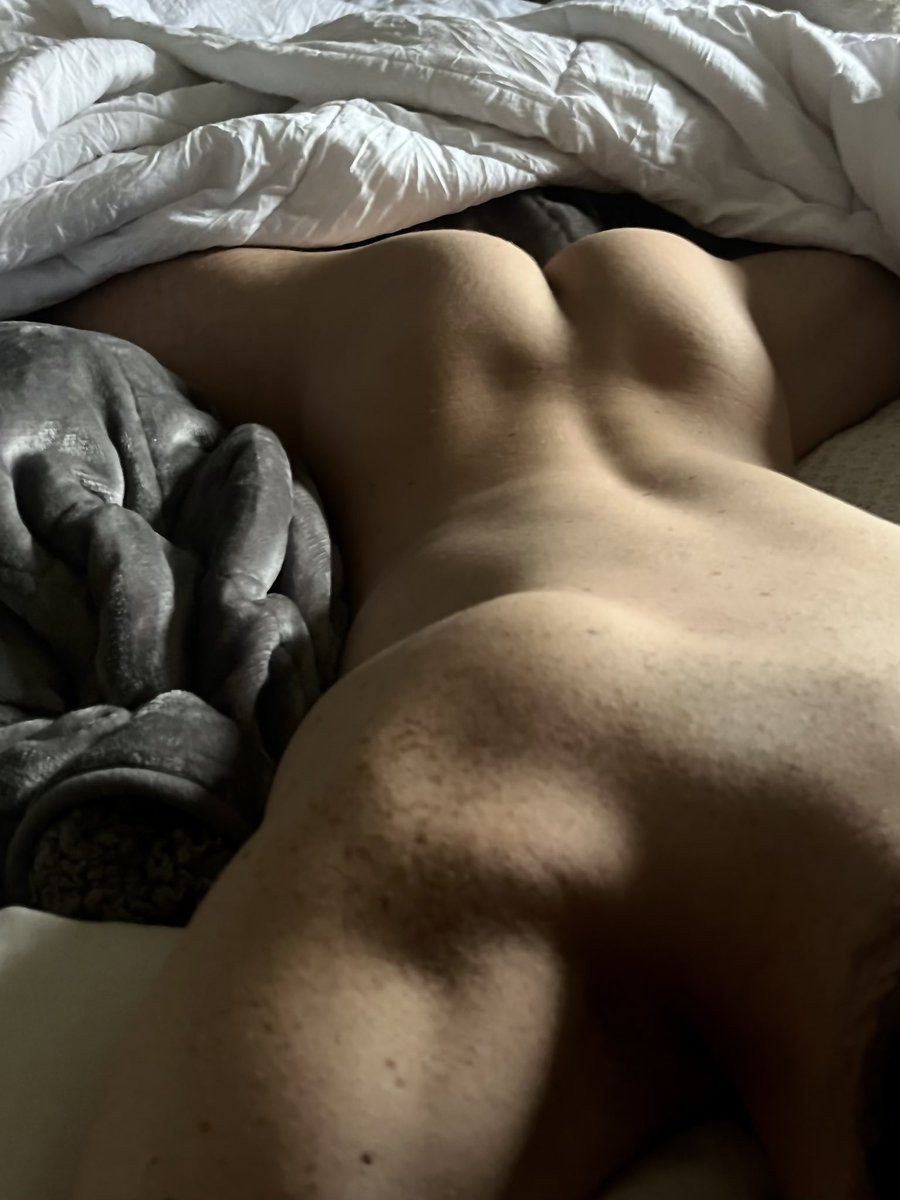 HornedThoughts's tweet photo. morning https://t.co/k2r6LJfrgM