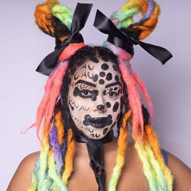 Divaverso_Diva's tweet photo. Bom sábado divos e divas. Já estão preparando suas makes bapho pro carnaval? #CorridaDasBlogueiras https://t.co/ixUCP22BGw