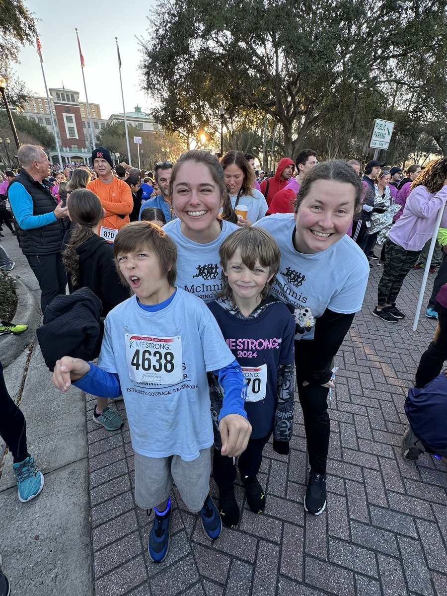 Widalis_Camacho's tweet photo. This morning marked McInnis Elementary's debut as a team at the United in Strength @MESTRONG1 5k!
Incredibly proud to have @McInnis_VCS represented in such a great cause!
#MESTRONG #TeamMcInnis❤️💙 https://t.co/qDsPEjEiDf