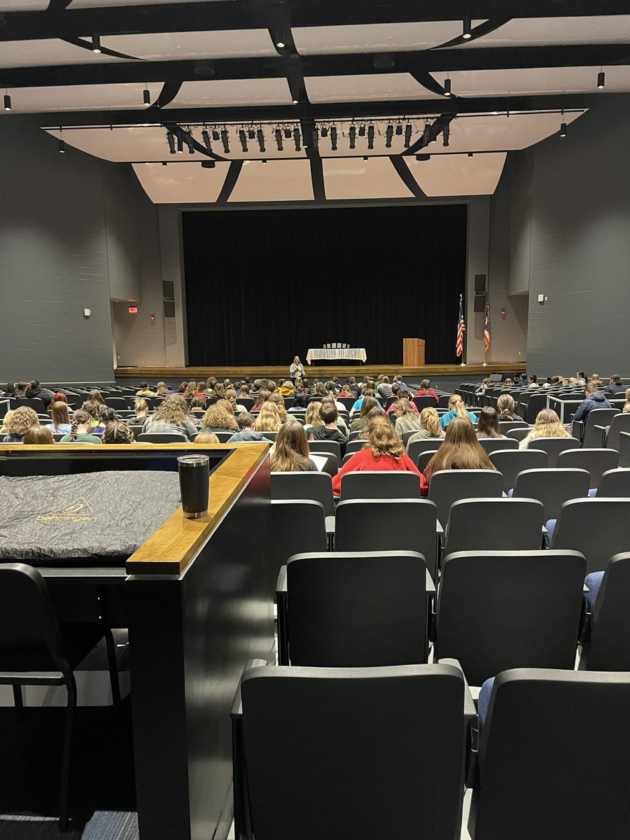 Ellen Foster tweet media