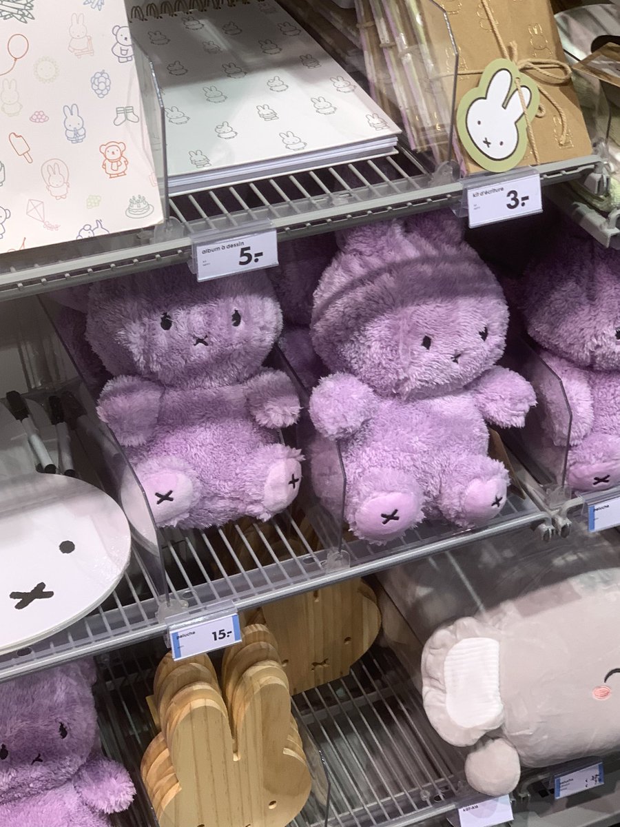 _bloodymarcy's tweet image. envie de le prendre à chaque fois que je passe devant