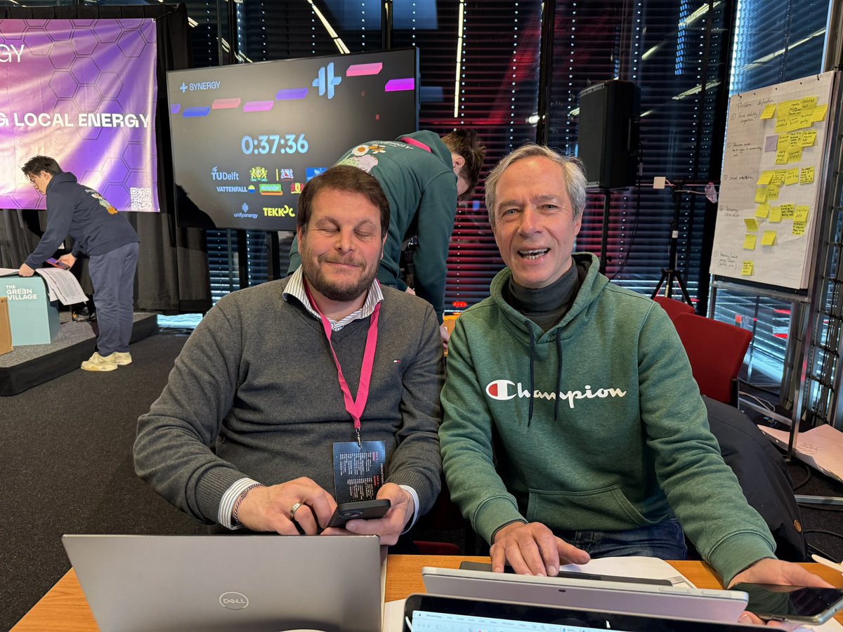 Leon_Vandenberg's tweet image. Dutch 🇳🇱 #PolderPower meets the NetworkState @balajis @SunifiedEnergy #UNITYsensor