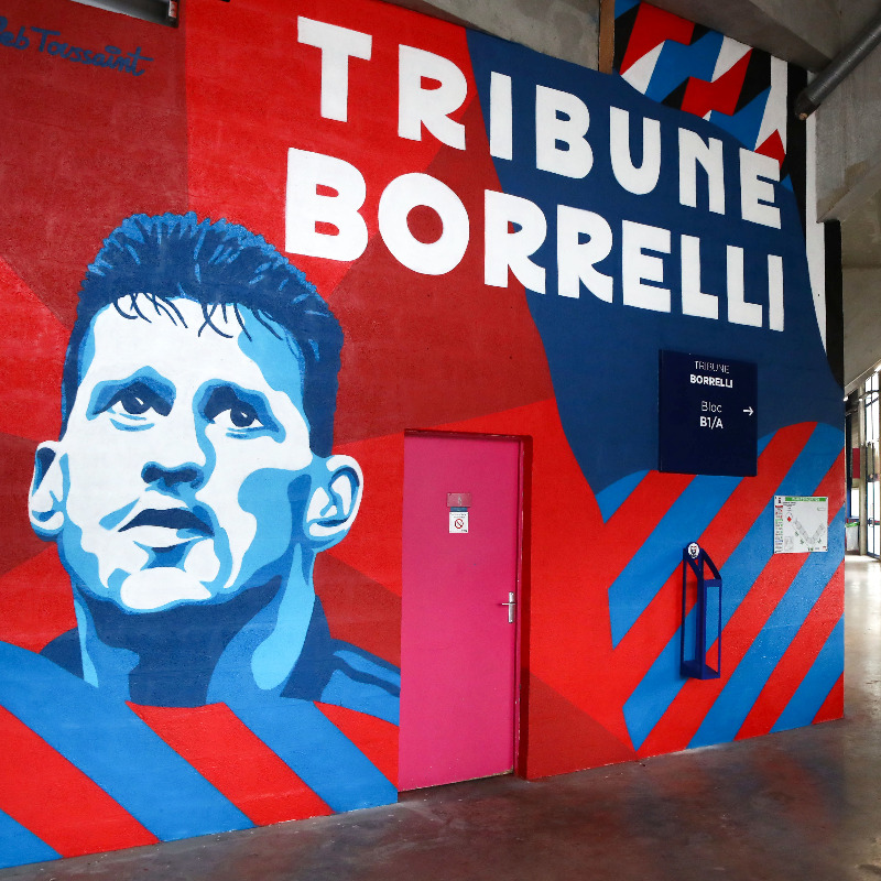 SMCaen's tweet photo. 25 ans aujourd'hui ❤️‍🩹 

On se souvient avec cet hommage, il était une fois 𝗟𝘂𝗰 𝗕𝗼𝗿𝗿𝗲𝗹𝗹𝗶 ⤵️

#SMCaen #TeamSMC