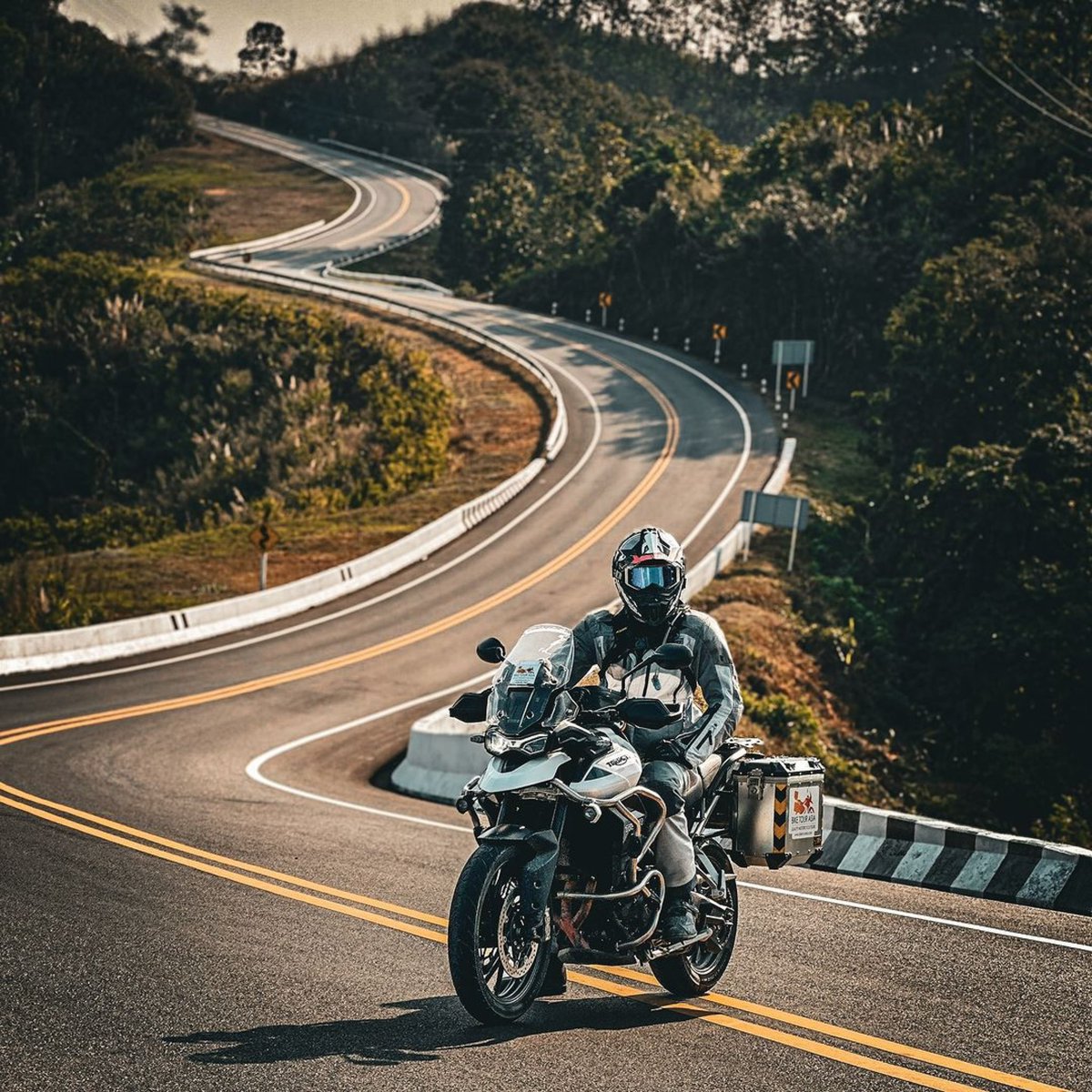 IndiaTriumph's tweet photo. Listen to call of the open road!
📷: 2mororide on Instagram
We’d love to have your weekend riding photos/ videos. Please share by tagging @indiatriumph. Use hashtag #MyTriumphWeekend.
#MakeYourWeekendsMatter #TriumphWeekend #ForTheRide #TriumphIndia https://t.co/0dXPlupGfJ