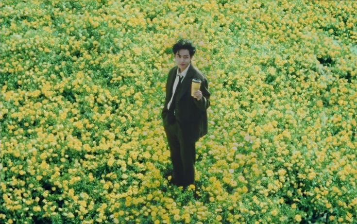 Taehyungimpact's tweet photo. 🌼🌿tete in greenland 🌿🌼 https://t.co/P5rV16sqbi
