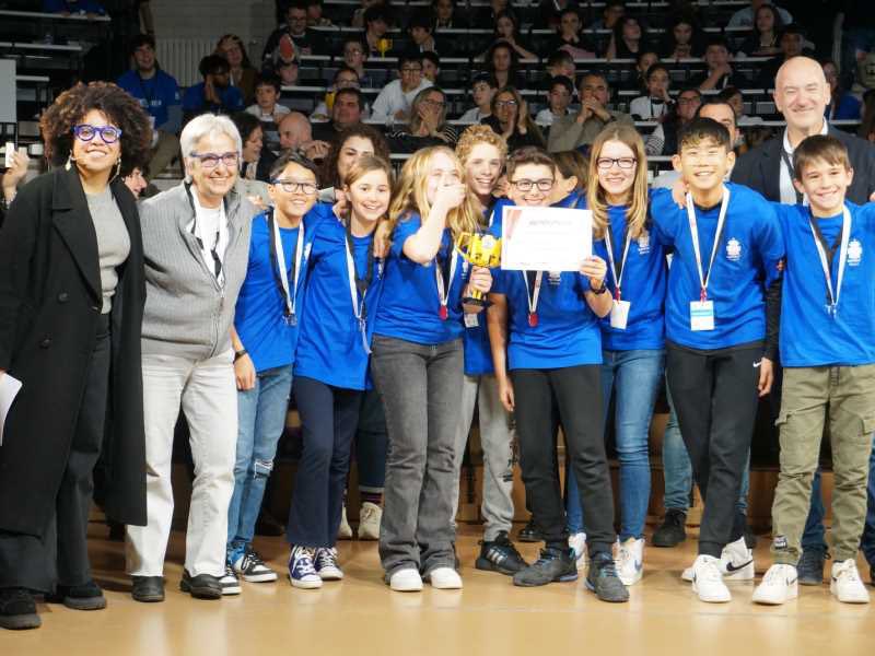 🔹#UdGActualitat | L’equip REM2 torna a guanyar el torneig local de la FIRST LEGO League a Girona. 

udg.edu/ca/udg/detall-…