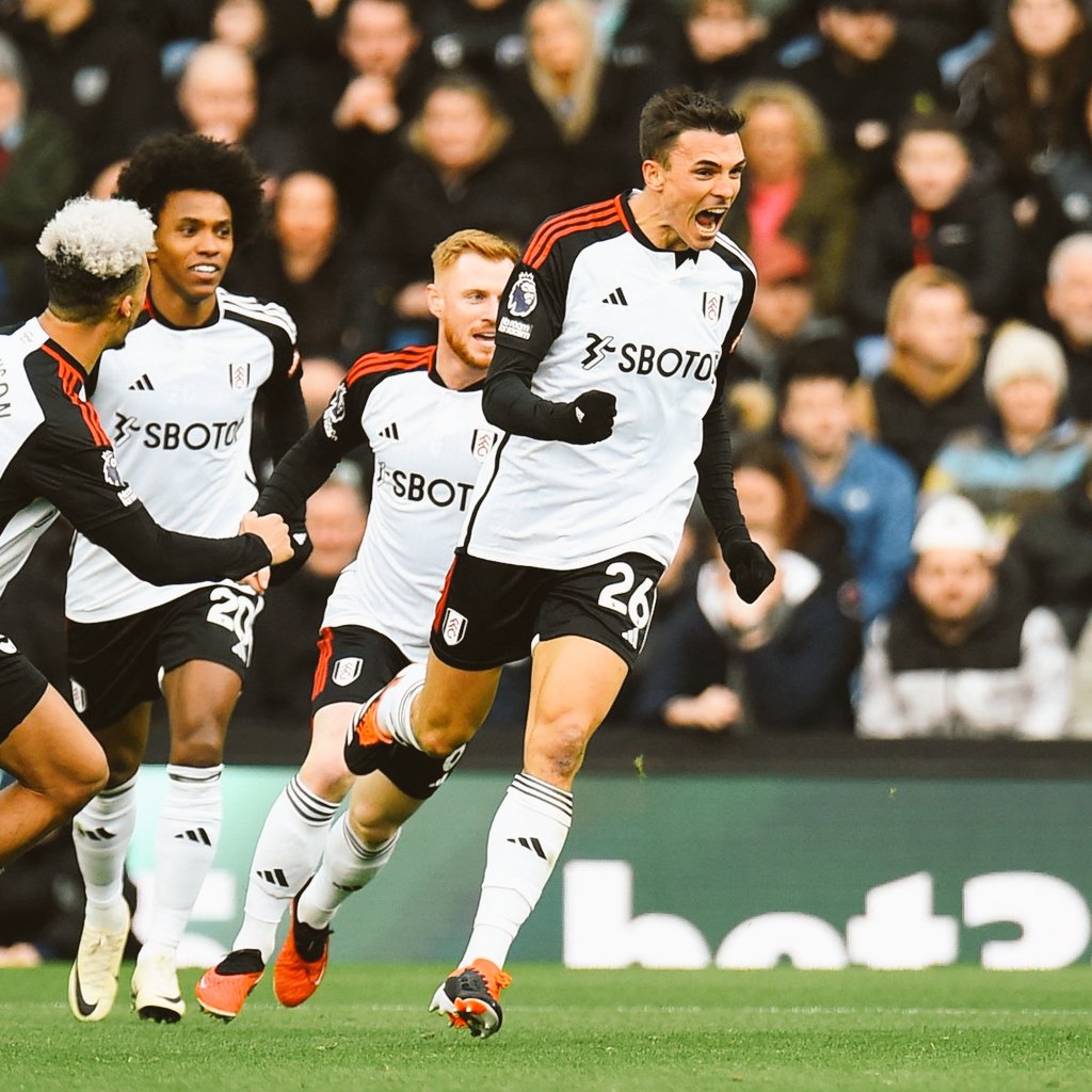 HatafSports's tweet photo. ⚽️ 17' Joao Palhinha
⚽️ 21' Rodrigo Muniz

Fulham are flying at Turf Moor 👏 

#FULBUR https://t.co/xgl8TTG338
