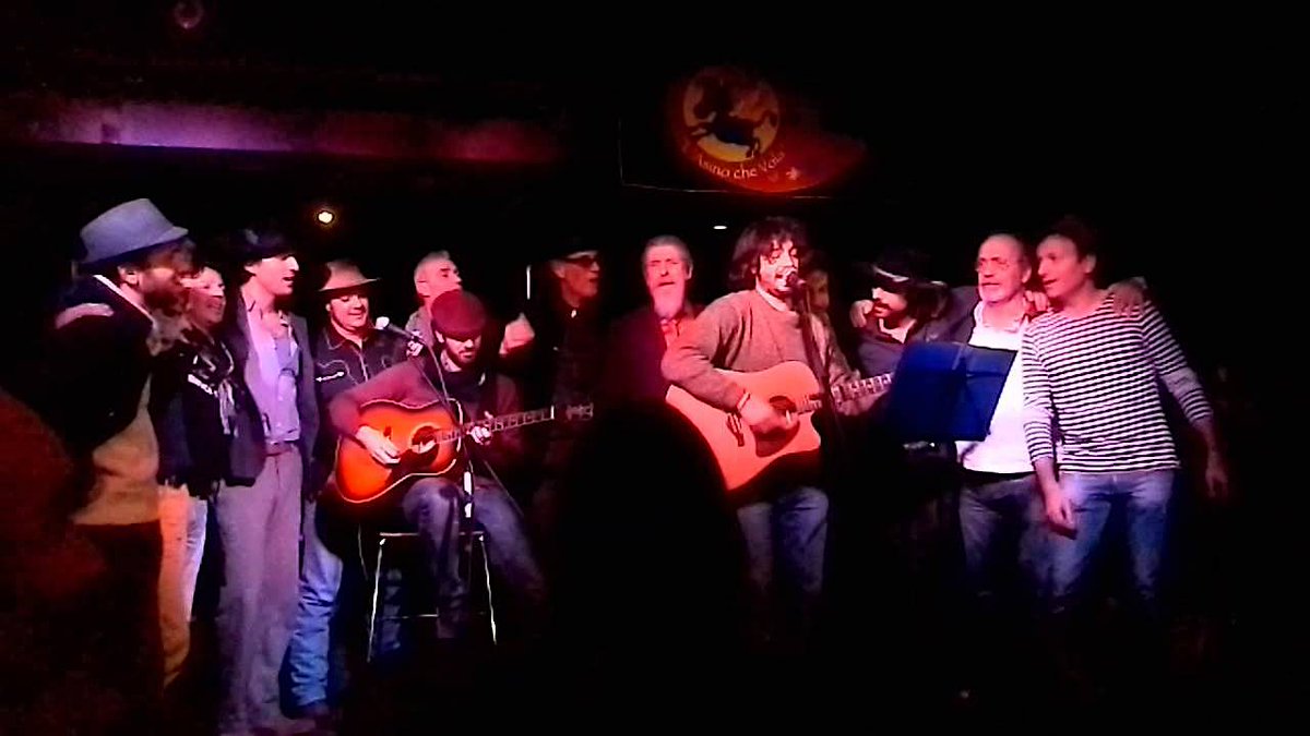 Carpandrea's tweet photo. Martedì 6 febbraio 2024 – ore 21.30
I “GIOVANI” DEL FOLKSTUDIO
presentano a L’ASINO CHE VOLA
via Antonio Coppi 12D – Roma
NOI NON CI SANREMO
(https://t.co/UeGtOYFxqs)
In apertura: OPEN MIC per i primi tre a presentarsi entro le ore 19
info.lasinochevola@gmail.com https://t.co/3G2niVsjQU