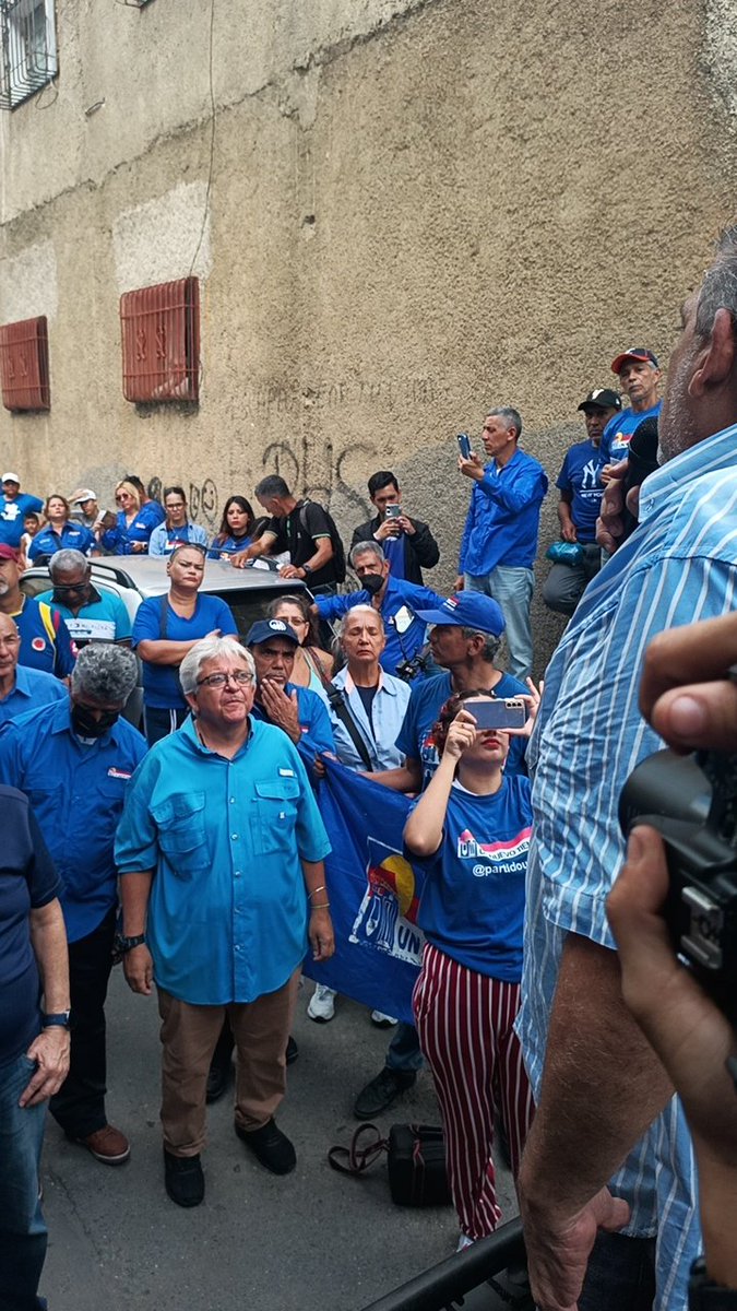 UNT_Caracas's tweet photo. Somos un partido comprometido con la causa democratica mediante la ruta electoral, enmarcados en la unidad para lograr el cambio en Venezuela.
#UNTEsEsperanzaYUnidad 
@partidoUNT 
#03febrero https://t.co/CqXiYfa4tD