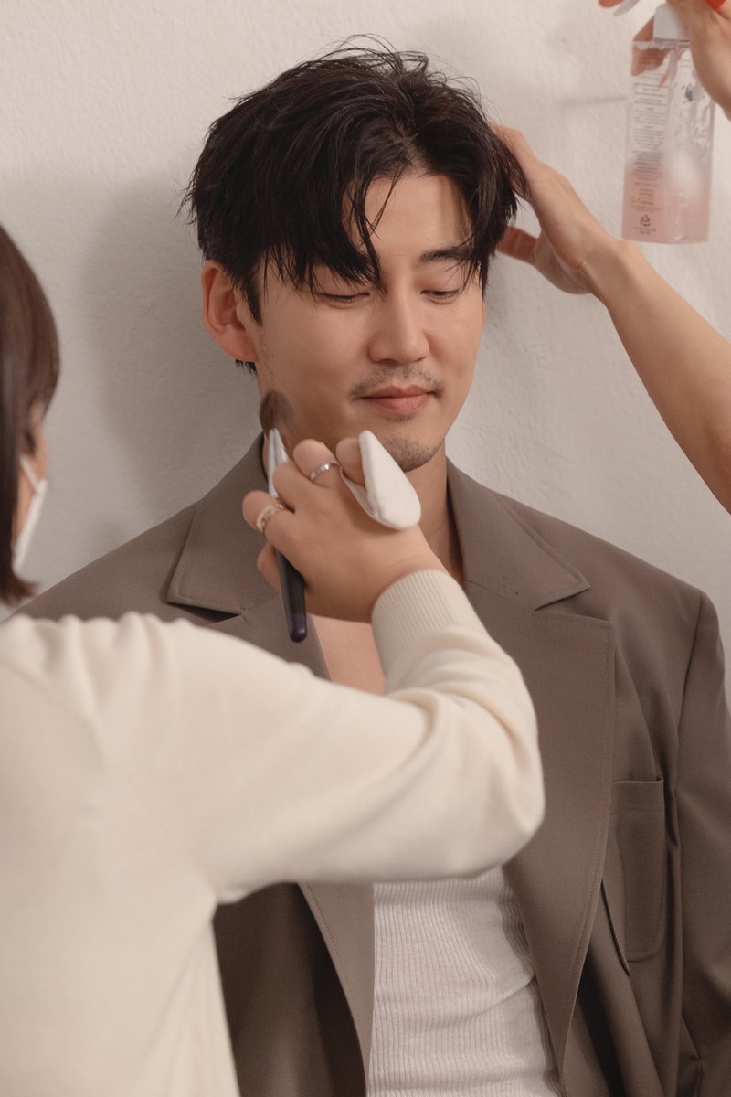 Five_Badsheep's tweet photo. 스텝들 손타는 윤상계 존나 귀여워🤭 https://t.co/knEtzMe2NI
