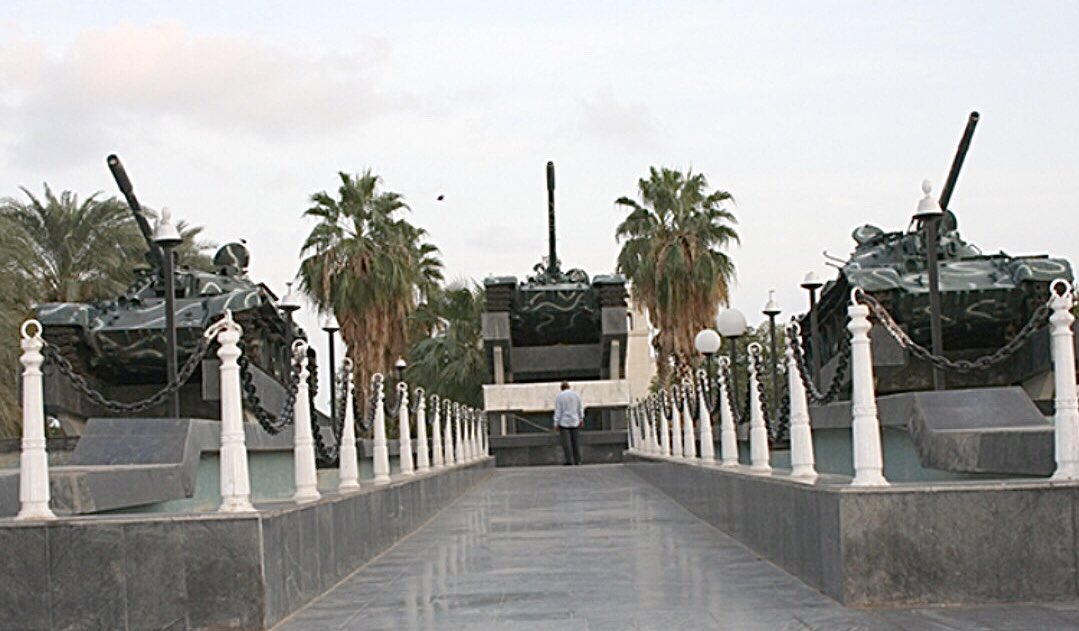 Sharronyemane's tweet image. 34 Years ago #Massawa, the pearl of the Red Sea, was liberated from the well-equipped military regime of Derg by the famous Operation Fenkil.. The three tanks stand as a memorial to the heavy sacrifice that was paid during the liberation of Massawa. 
 #ERITREA #MASSAWA #Fenkil
