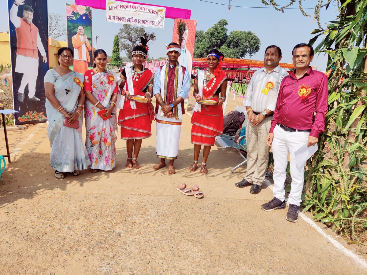 chandakbhagwan1's tweet photo. @SwamiPg @NarayanpurDist परिसर में #जिला_संयुक्त_छात्रावास_एकता_दिवस के अवसर पर #स्वीप कार्यक्रम के तहत आगामी #लोकसभा_चुनाव_2024 में मतदान के लिए प्रेरित किया तथा मतदाता जागरूकता की शपथ दिलाई गई। @CEOChhattisgarh @ECISVEEP @NeetaBajpai5 @DrDadulal @ashokshrotinss @CGHigherEdu https://t.co/c1nMoZyGKZ