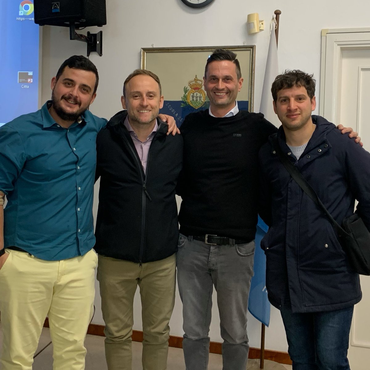 📝🧑‍🏫 | il giornalismo va a scuola: il 2-3 febbraio, il primo laboratorio co-organizzato dall'Associazione Sammarinese Stampa Sportiva in occasione delle attività elettive della Scuola Secondaria Superiore di San Marino. Oltre 60 gli studenti iscritti!

►sportpress.sm/giornalismo-a-…