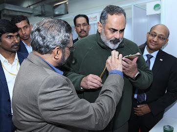 SAMEER_RnD's tweet image. @SAMEER_RnD at Digital India #futureLABS launch with Hon. Minister of State @Rajeev_GoI @GoI_MeitY