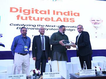 SAMEER_RnD's tweet image. @SAMEER_RnD at Digital India #futureLABS launch with Hon. Minister of State @Rajeev_GoI @GoI_MeitY