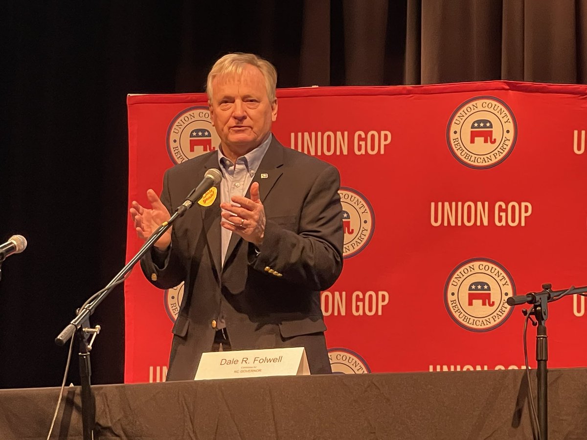 Brett_Jensen's tweet photo. NC’s biggest Council of State candidates forum is going on right now in Charlotte. Those offices include Gov, Lt Gov, Sec of Labor, Agriculture, Insurance, Treasurer, Auditor, Atty General, Sup of Public Institution &amp; Sec of State. Gov candidate @DaleFolwell started the event. https://t.co/OC1LyFf6b3