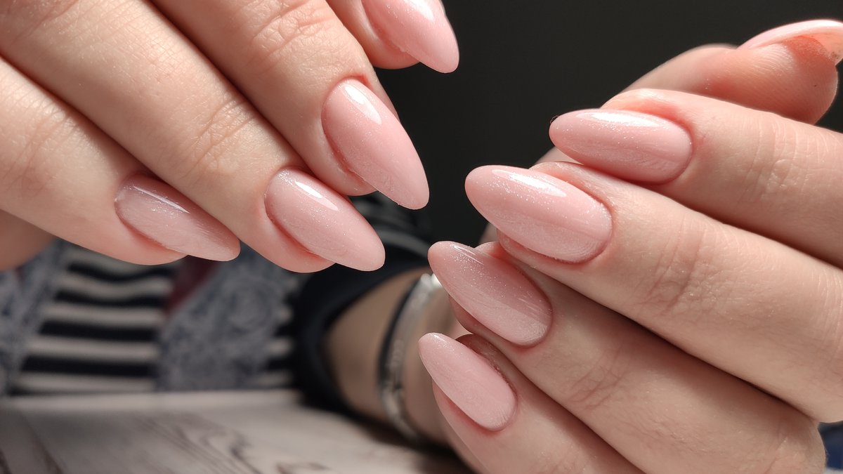 Poshmanipedi's tweet photo. Conficius Says "Coral" Text: 6104462128 to schedule an appointment #havertown #havertownlife #mainline #delawarecountypa #delco #delawarecounty #philly #poshmanipedi #naturalnails #gel #dip #lashes #hardwax #reflexology https://t.co/xqTWcZooDv