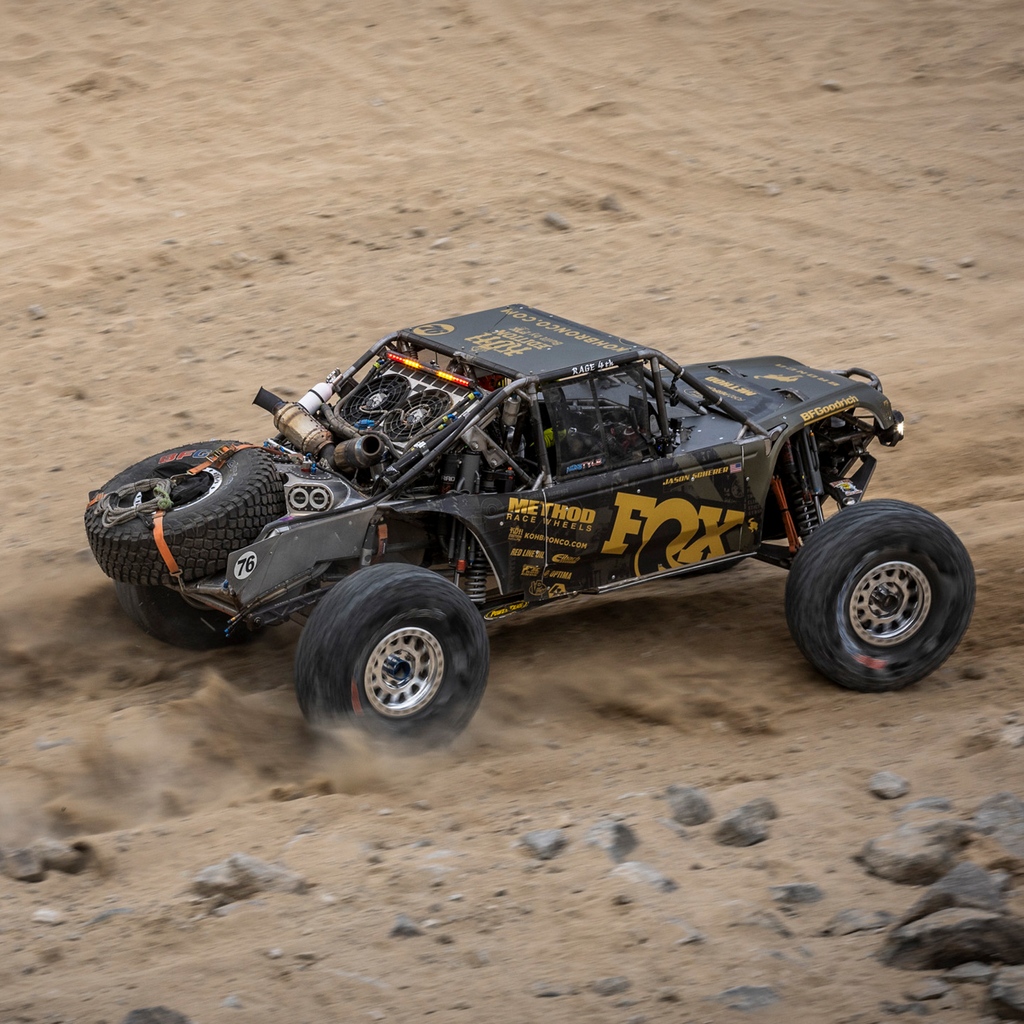 methodracewheel's tweet photo. It's race day in Hammertown! Racers take on the rocks in the Race of Kings in pursuit of being crowned King of The Hammers 👑🏁

👉️ See more from KOH: https://t.co/72K6s3gfDk

#MethodRaceWheels #Wheels #Offroad #BeadGrip #Beadlock #4400 #KingofTheHammers #KOH https://t.co/l8lSoZusyl