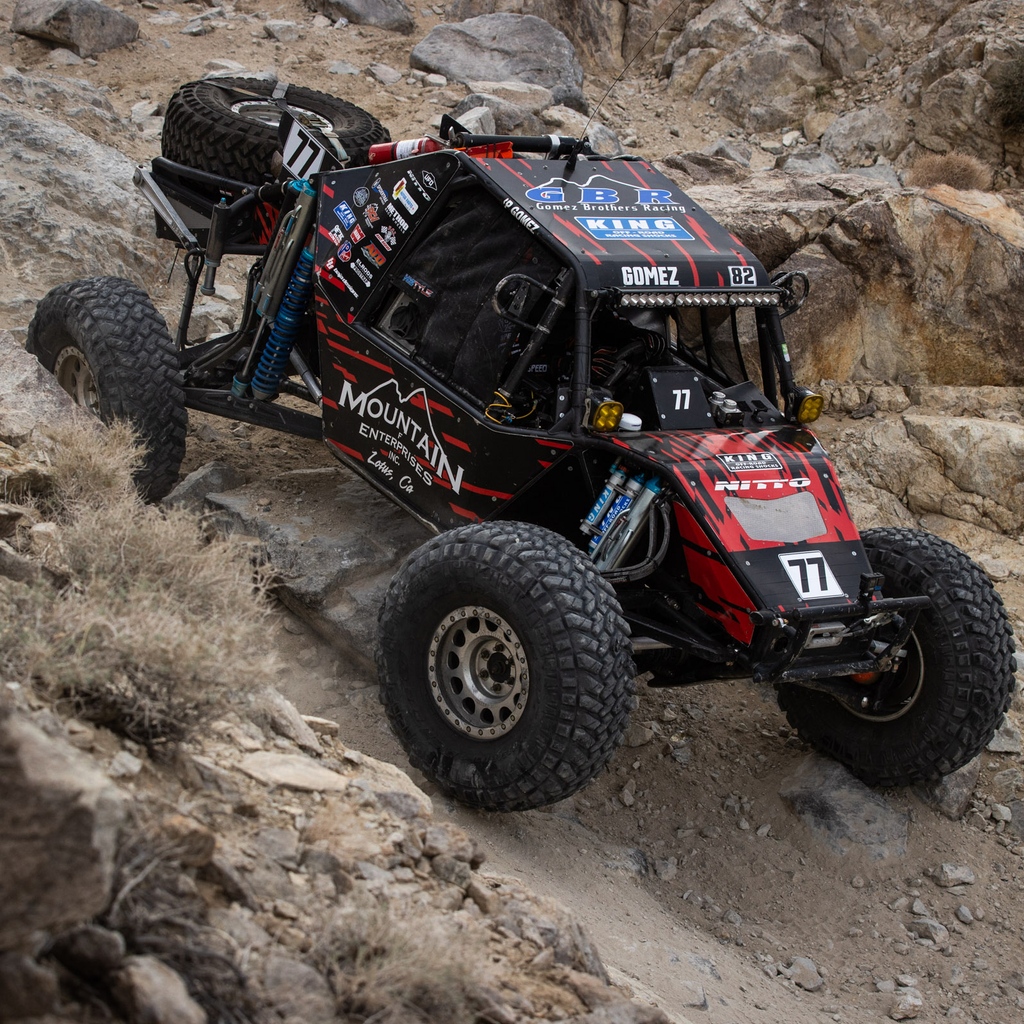 methodracewheel's tweet photo. It's race day in Hammertown! Racers take on the rocks in the Race of Kings in pursuit of being crowned King of The Hammers 👑🏁

👉️ See more from KOH: https://t.co/72K6s3gfDk

#MethodRaceWheels #Wheels #Offroad #BeadGrip #Beadlock #4400 #KingofTheHammers #KOH https://t.co/l8lSoZusyl