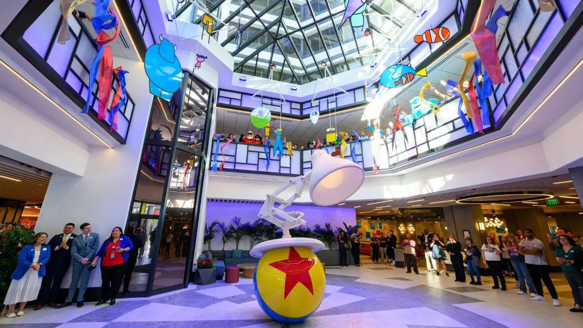 DAPs_Magic's tweet photo. Entering Pixar Place Hotel is a Story in Itself https://t.co/5pDiMW4ofP
#PixarPlace #disneyland #DisneyNews #PixarPlaceHotel https://t.co/FV8Cr90HcZ