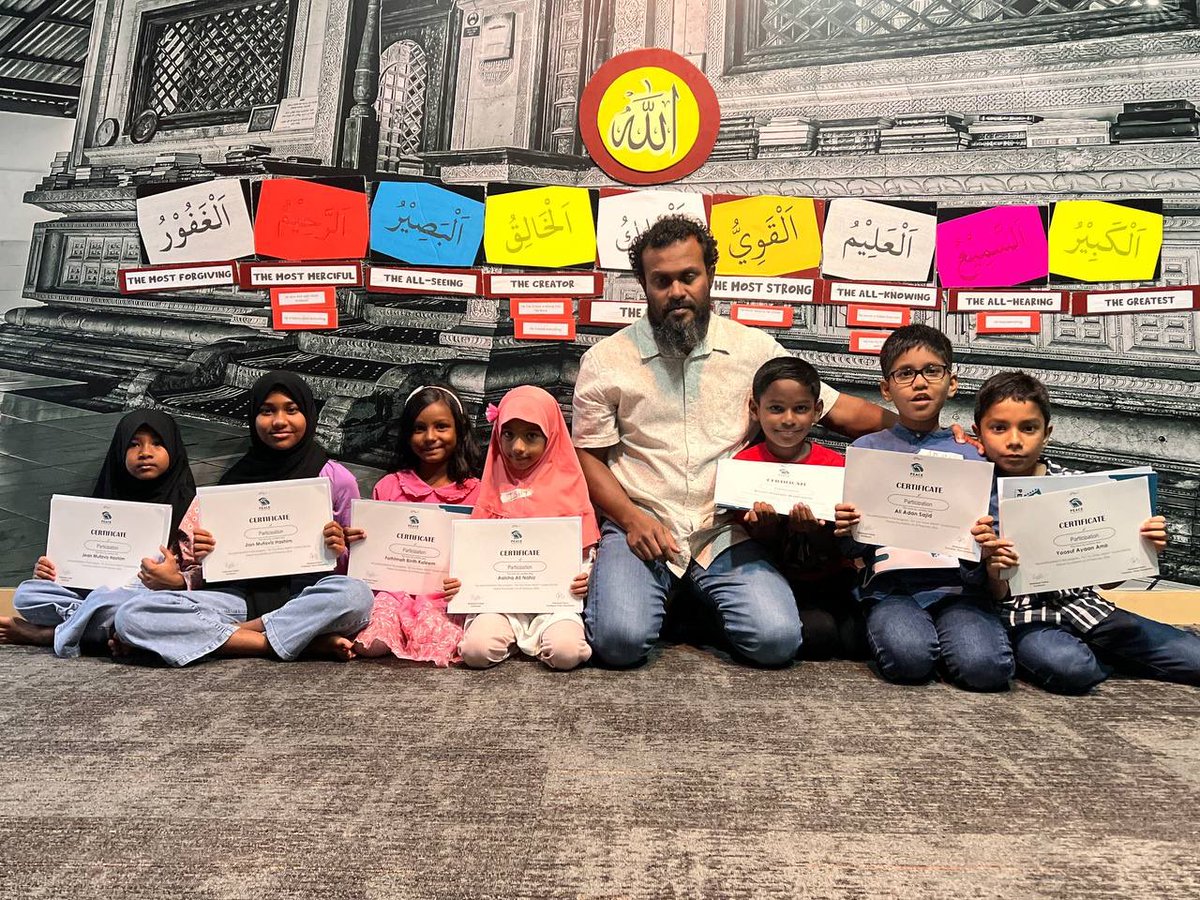 Mv_Peace's tweet photo. Snapshot from today’s Kids Workshop on ‘Do You Know Allah’ Batch 2, delivered by @cheysobah 

#DoYouKnowAllah
#peacemv https://t.co/EWnVGkFxvf