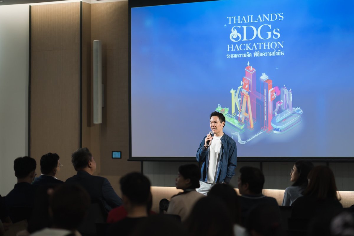 SabharwalGita's tweet image. Teamed up for @nesdc_th ‘Thailand SDGs Hackathon’ &amp;amp; 40 amazing qualifiers @ today’s incubator round. 

Thx for having @UNThailand share our 🇺🇳🇹🇭UN strategy for #SDGAcceleration to these young leaders—tech-savvy, agile &amp;amp; innovation driven. #YouthInAction