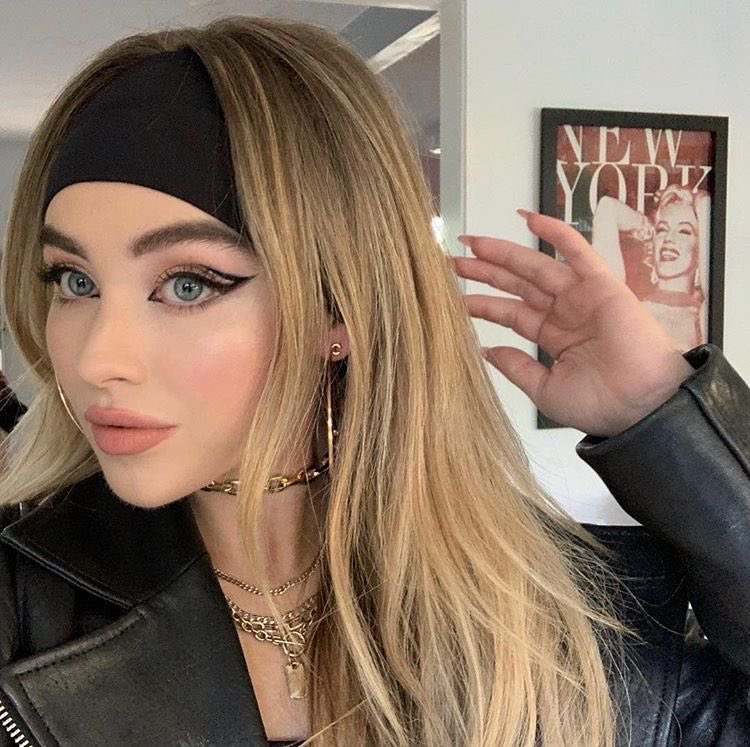 gwen tweet media