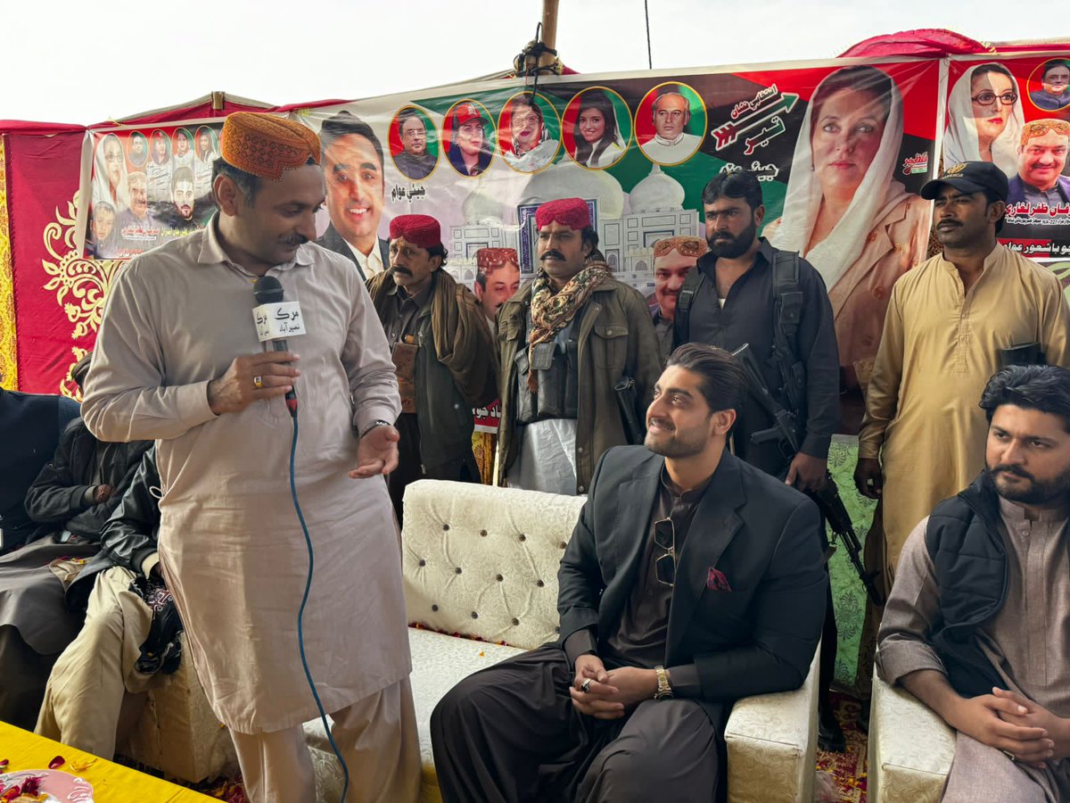 Aadilkhantunio1's tweet photo. 02-02-2024 Village Hussain Abad and Ghanwer Khan Abad

 Nawabzada 
@GhanwerIsran Ex MPA PS15 Election work For Candidate NA Imran zafar Laghari and Fayaz Ali Butt in his Villages at taluka Mehar  

@BBhuttoZardari https://t.co/Eyi5GKK60H